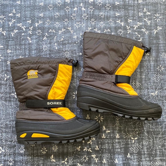 sorel flurry snow boots